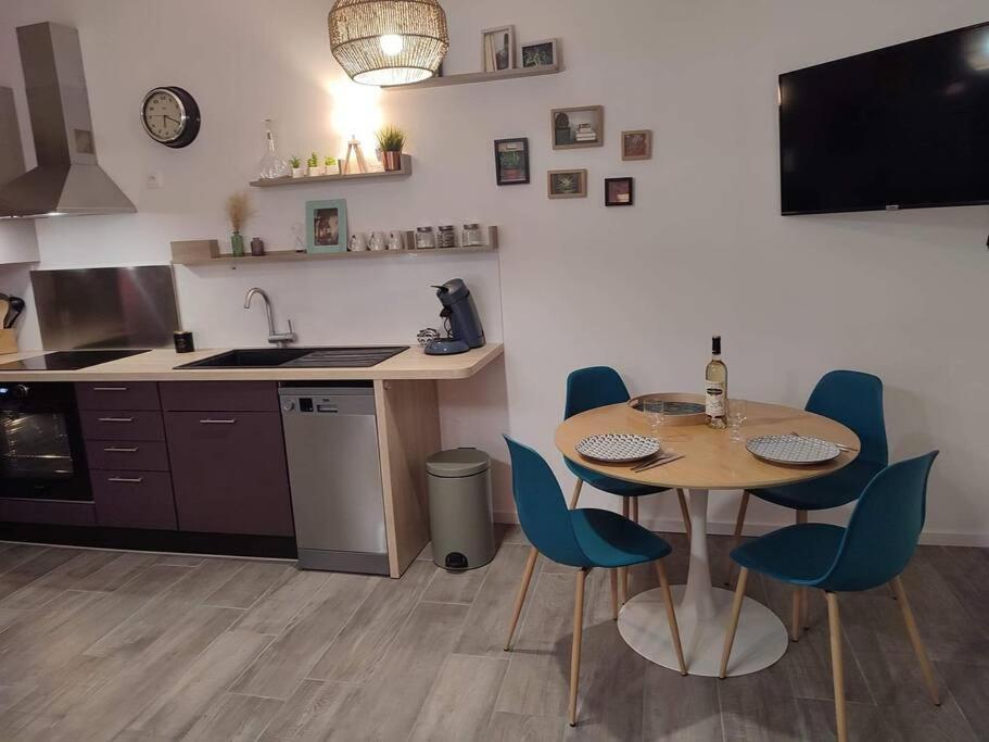 Appartement Cosy Au Pied Des Halles,Le Rossini Narbonne Eksteriør bilde